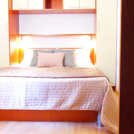 Maestral Ventus Maka Apartment